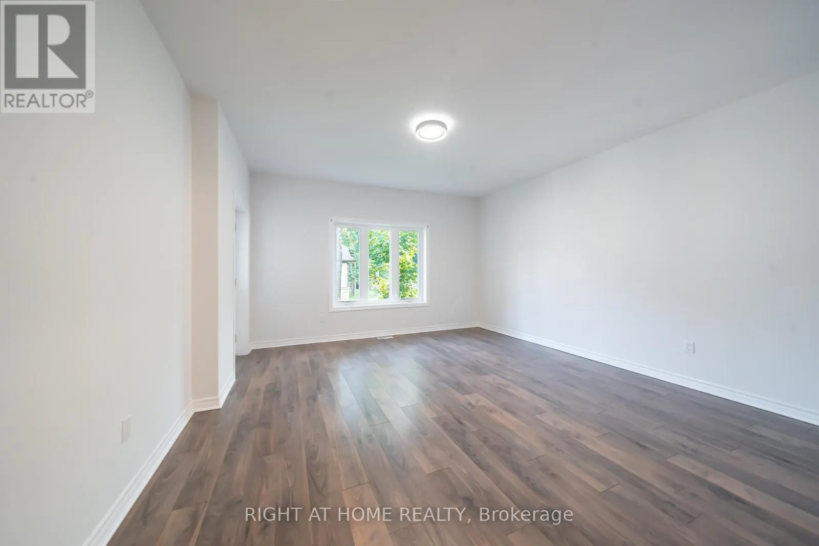 50 BREITHAUPT CRESCENT