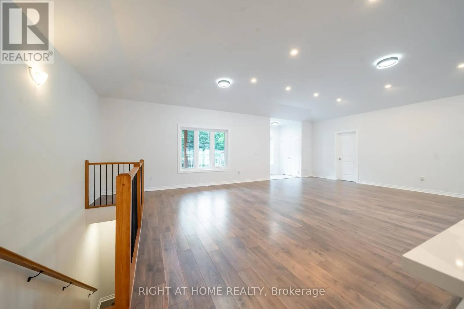 50 BREITHAUPT CRESCENT
