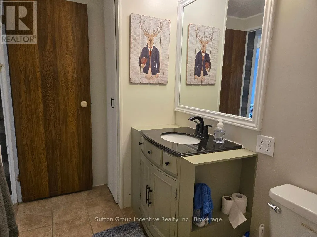 5 CARRUTHERS STREET S