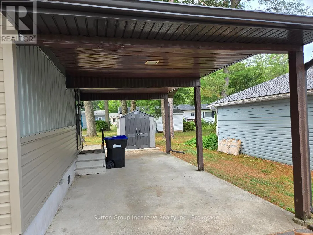 5 CARRUTHERS STREET S