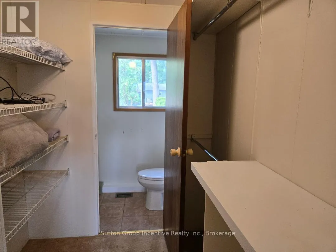 5 CARRUTHERS STREET S