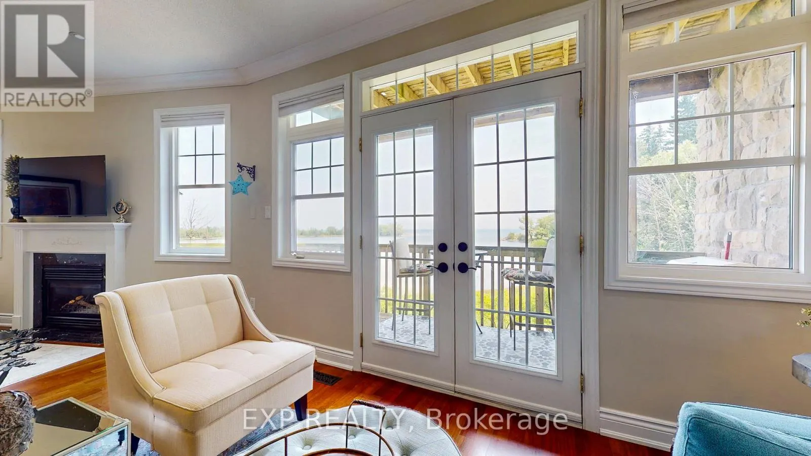 10 BOARDWALK AVENUE