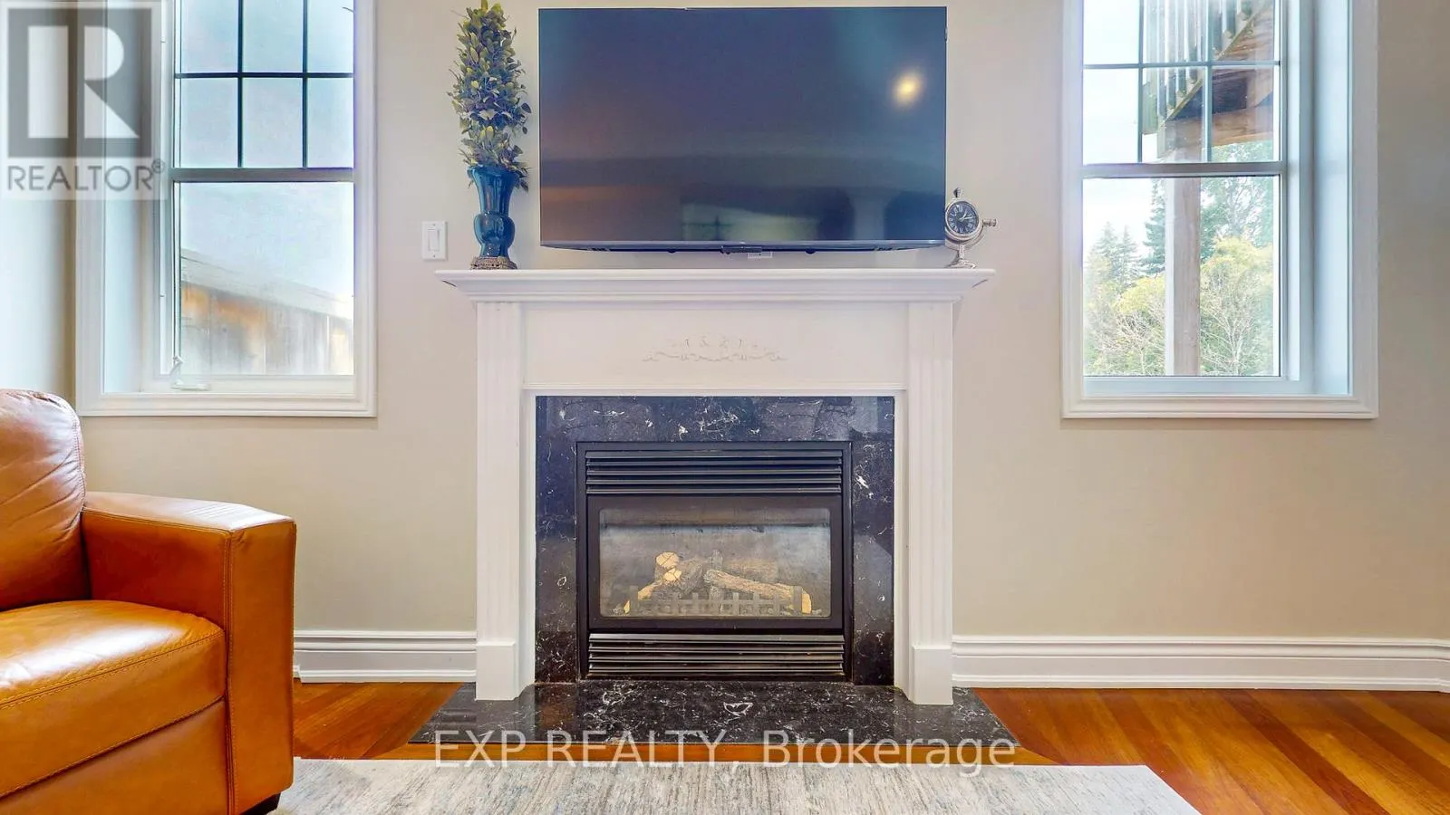 10 BOARDWALK AVENUE