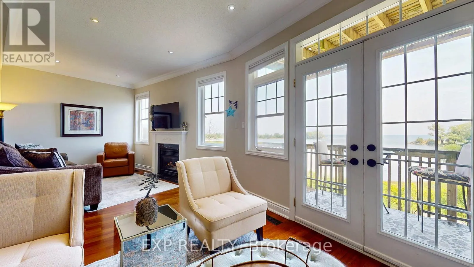 10 BOARDWALK AVENUE