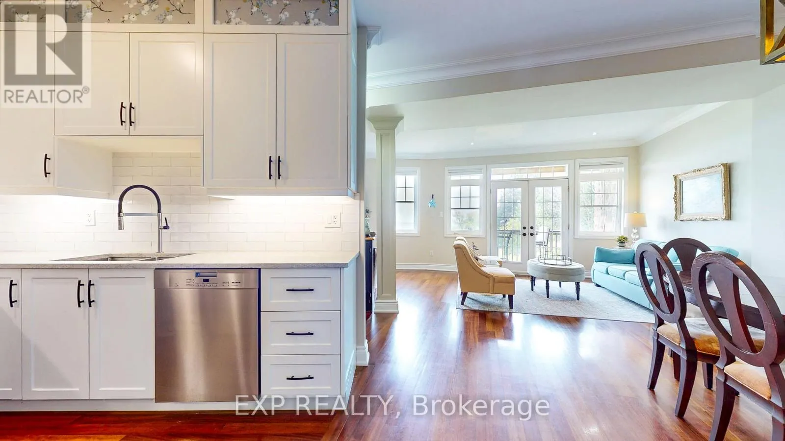 10 BOARDWALK AVENUE
