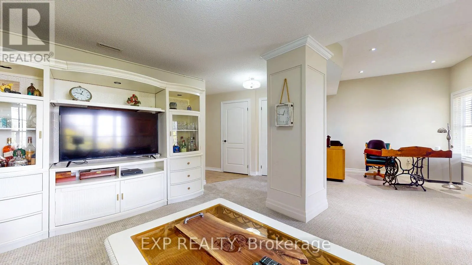 10 BOARDWALK AVENUE