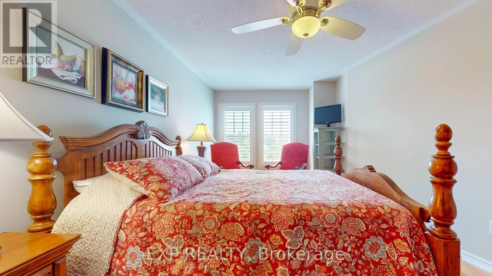 10 BOARDWALK AVENUE