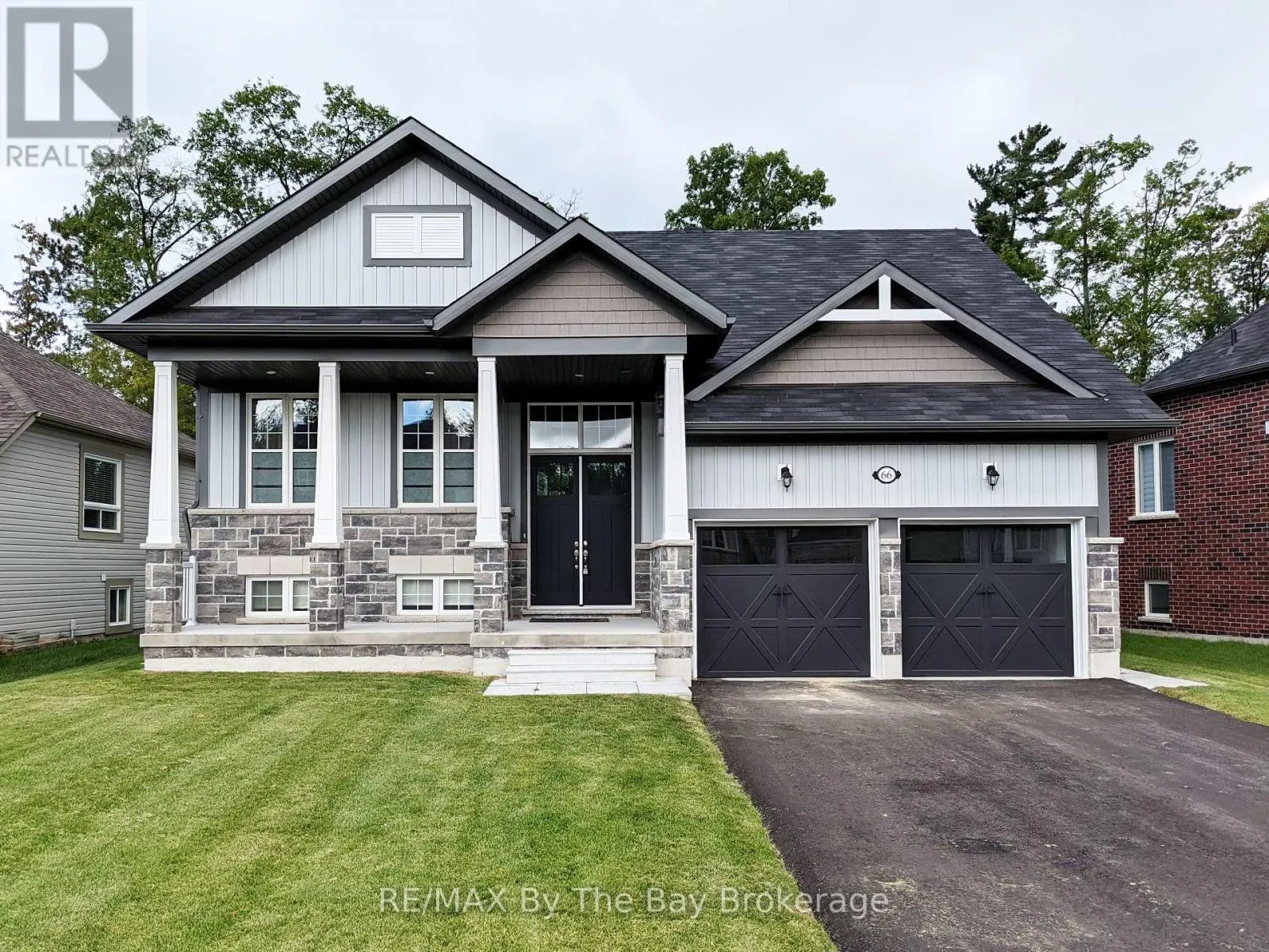 LOWER LEVEL - 66 REGINA BOULEVARD