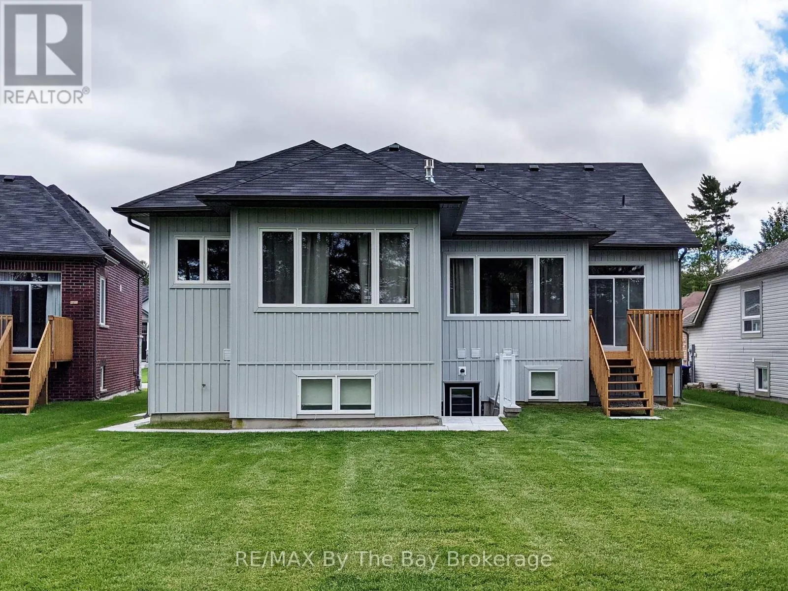 LOWER LEVEL - 66 REGINA BOULEVARD