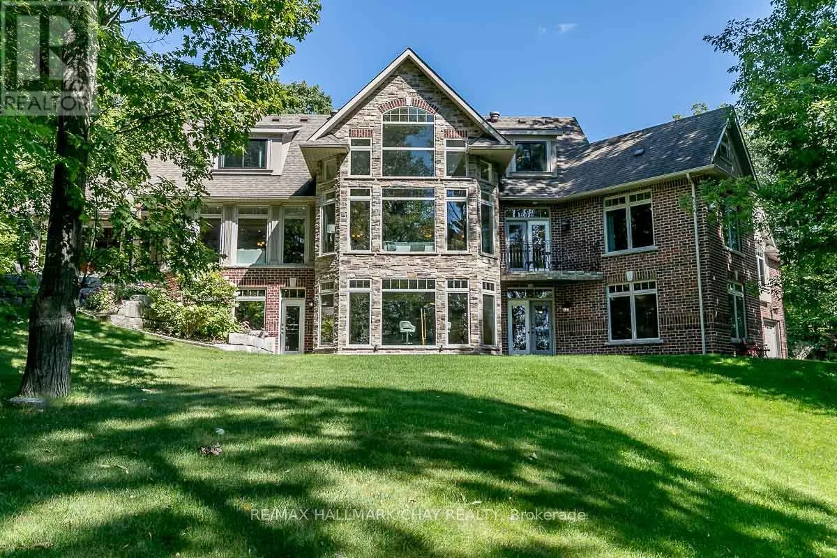 1 PIERCE COURT