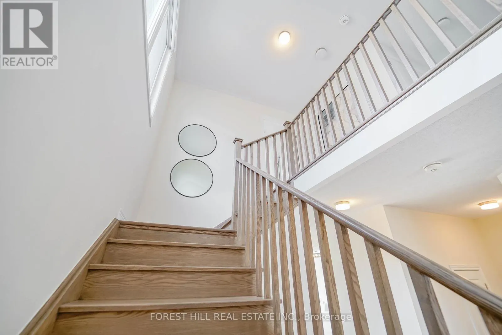 29 KINGSBURY TRAIL