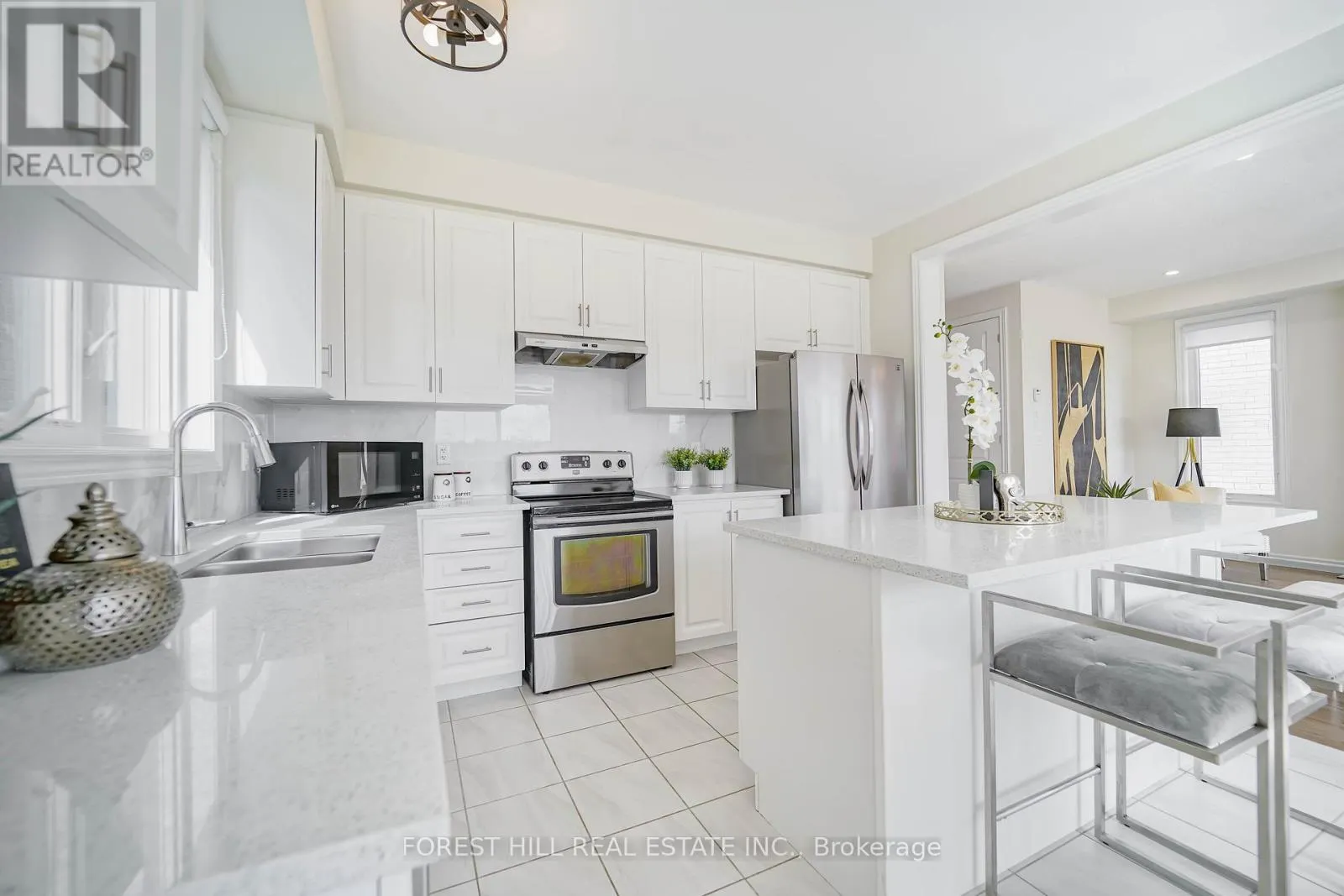 29 KINGSBURY TRAIL
