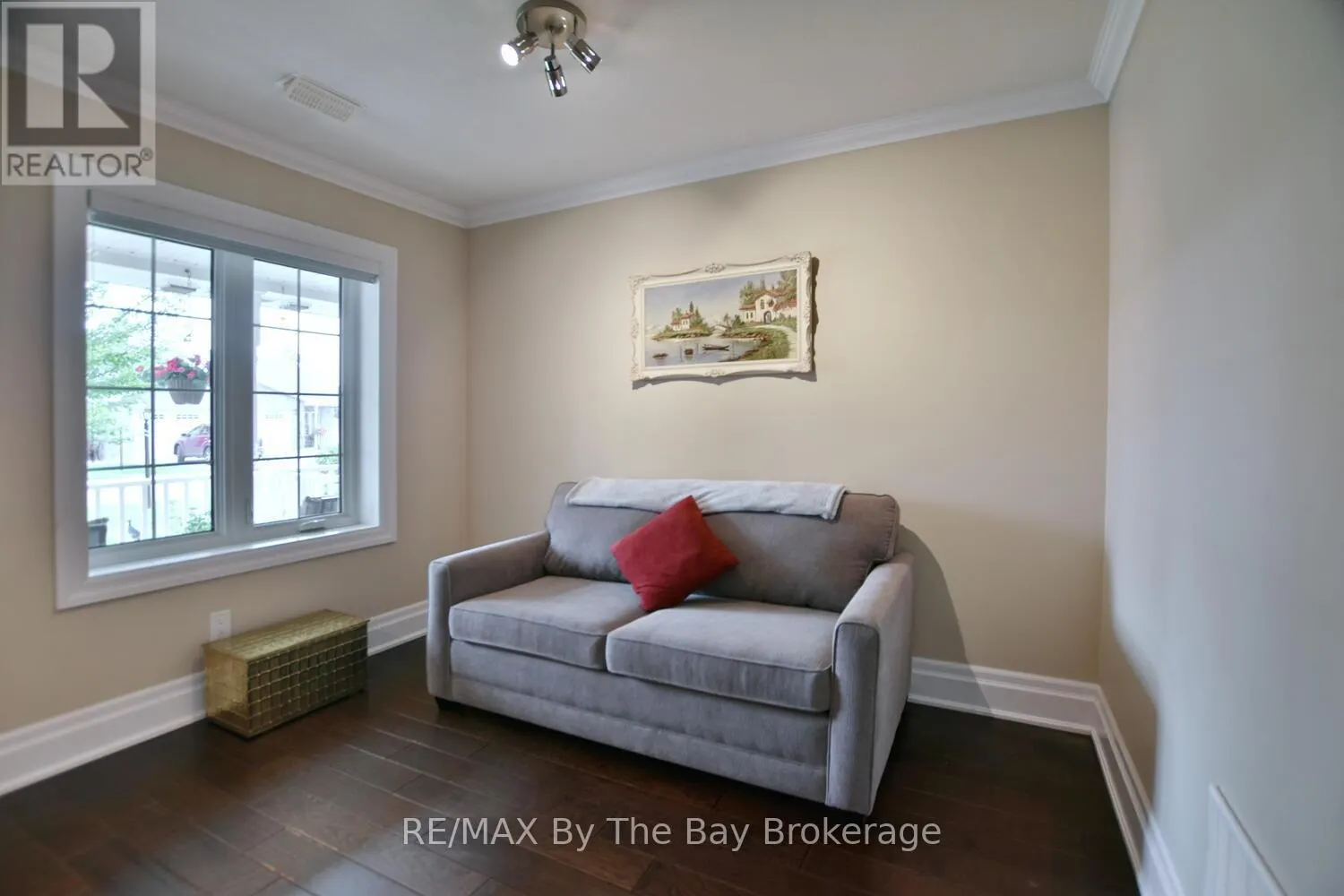 50 CLOVER CRESCENT
