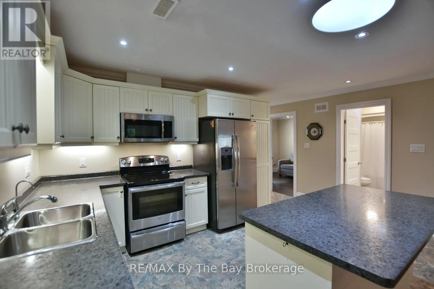 50 CLOVER CRESCENT