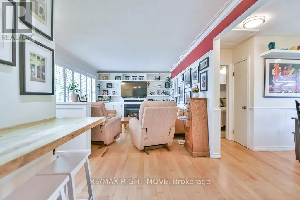 129 NORTH STREET W