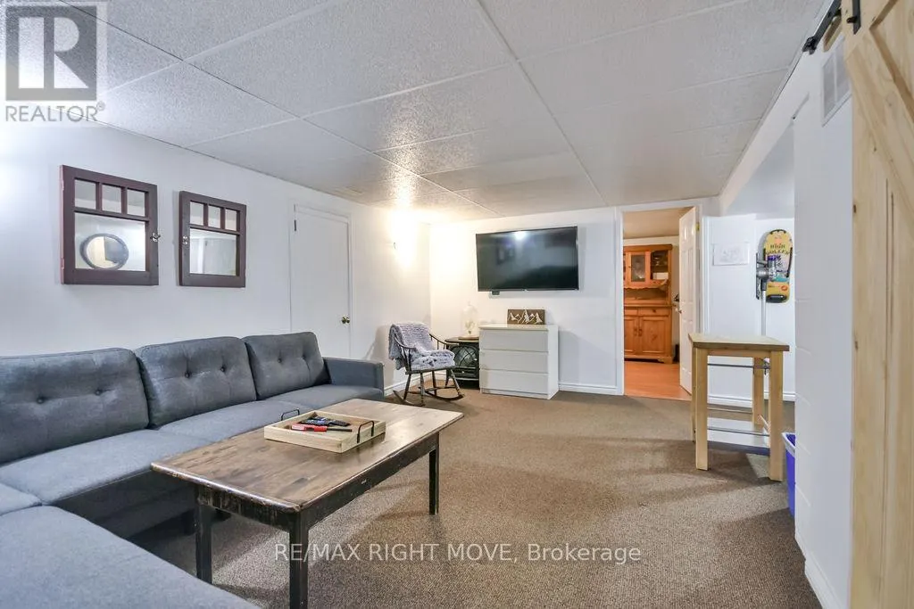 129 NORTH STREET W