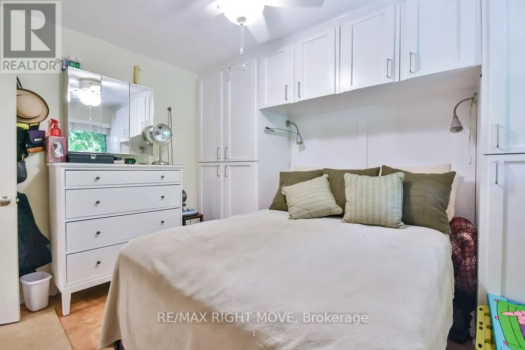 129 NORTH STREET W