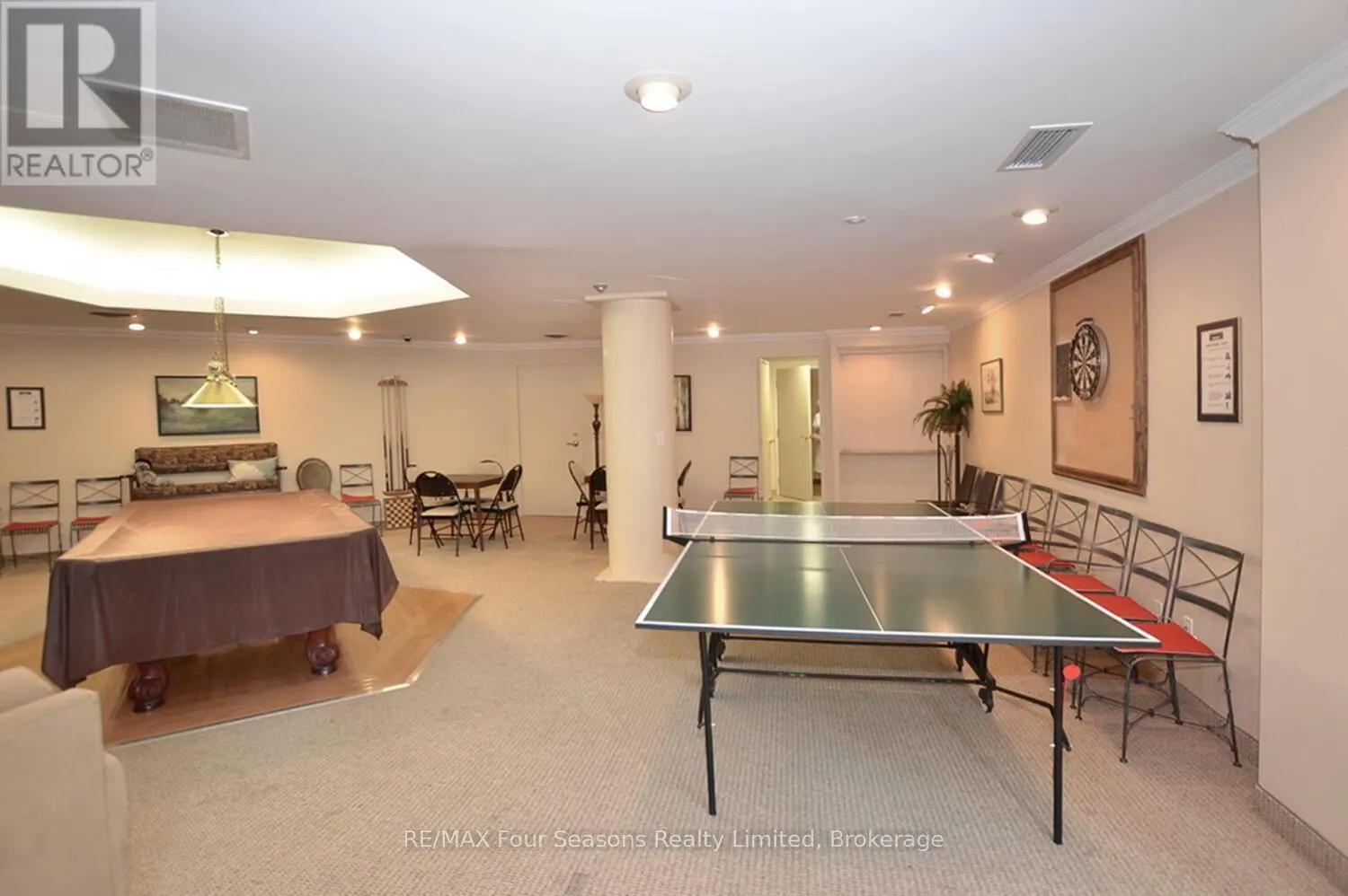 210 - 16 RAGLAN STREET, #210