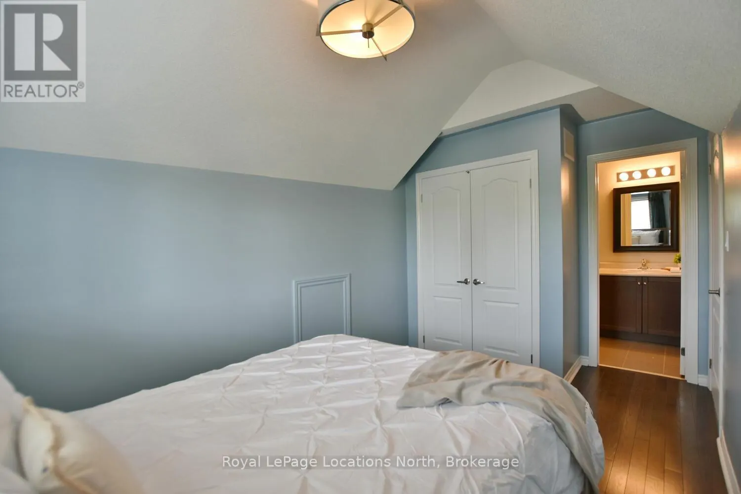 20 LEEWARD CIRCLE