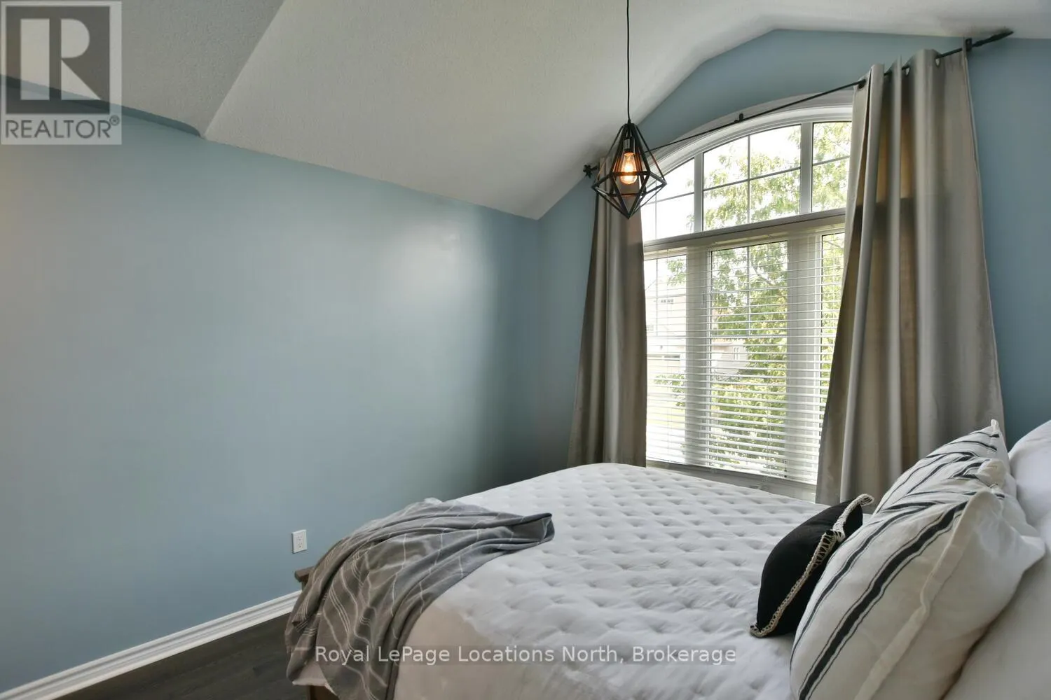 20 LEEWARD CIRCLE
