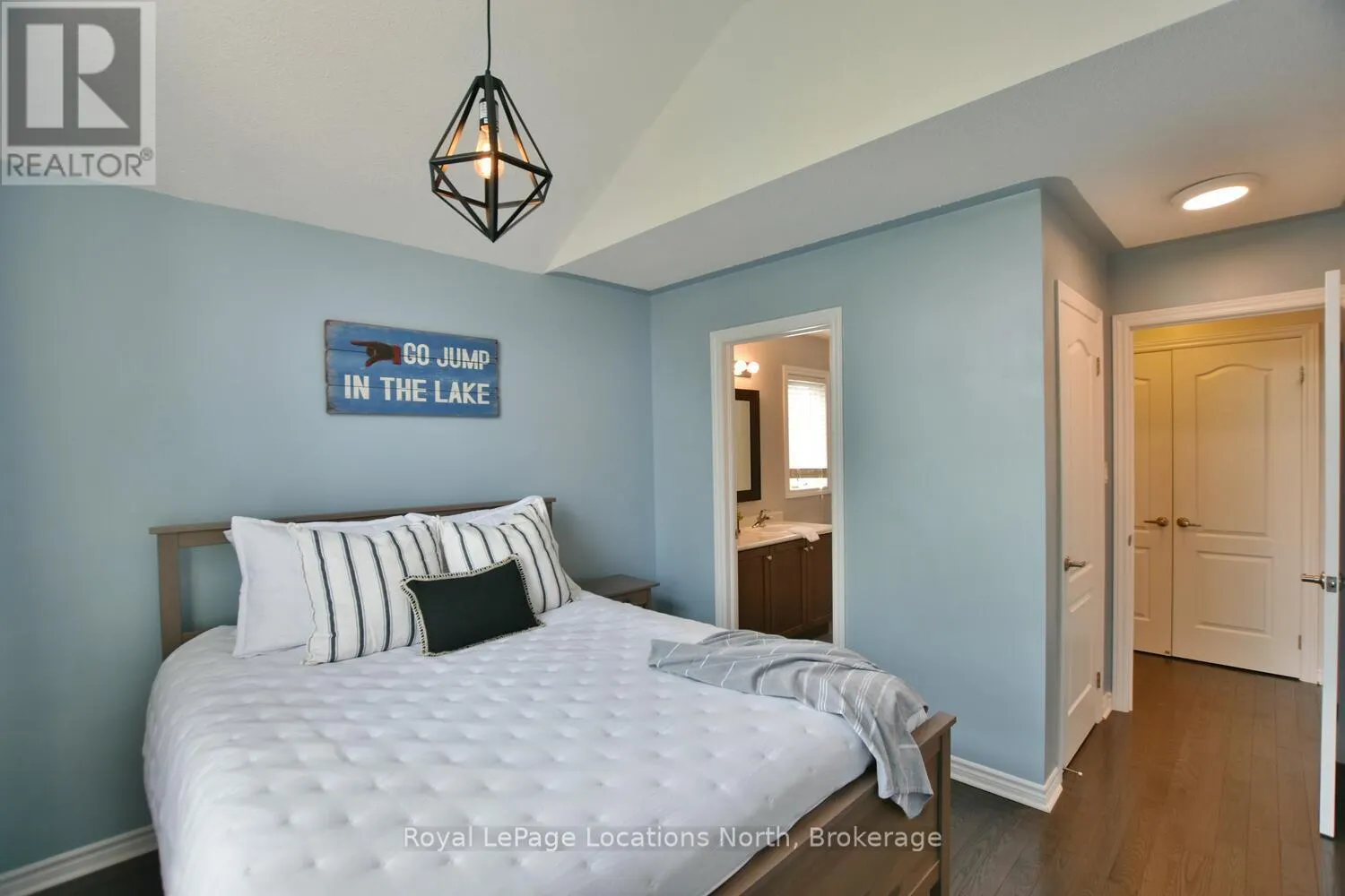 20 LEEWARD CIRCLE