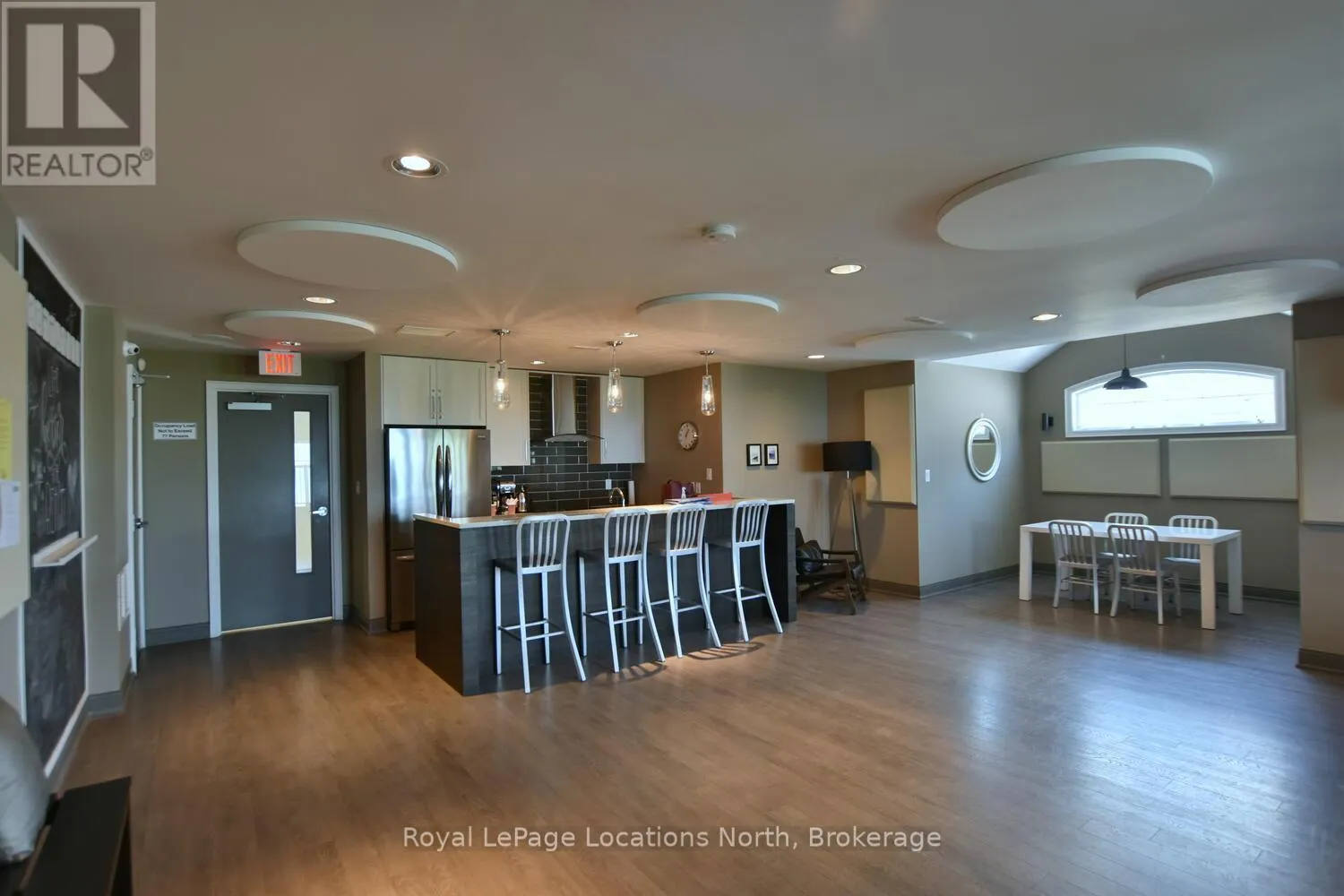 20 LEEWARD CIRCLE
