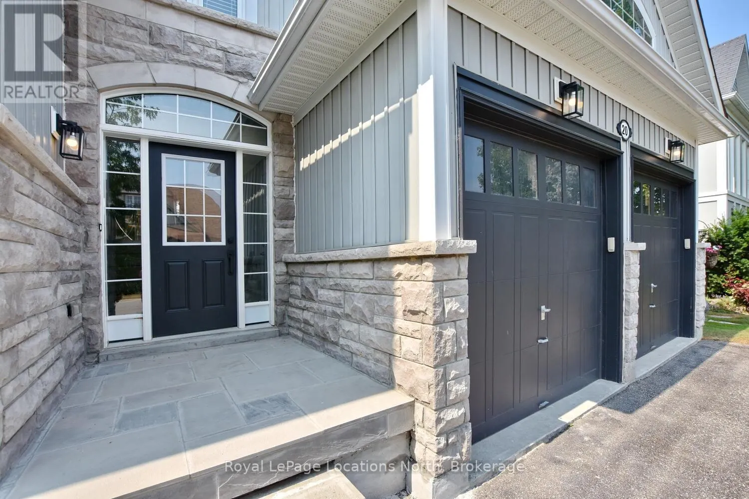 20 LEEWARD CIRCLE