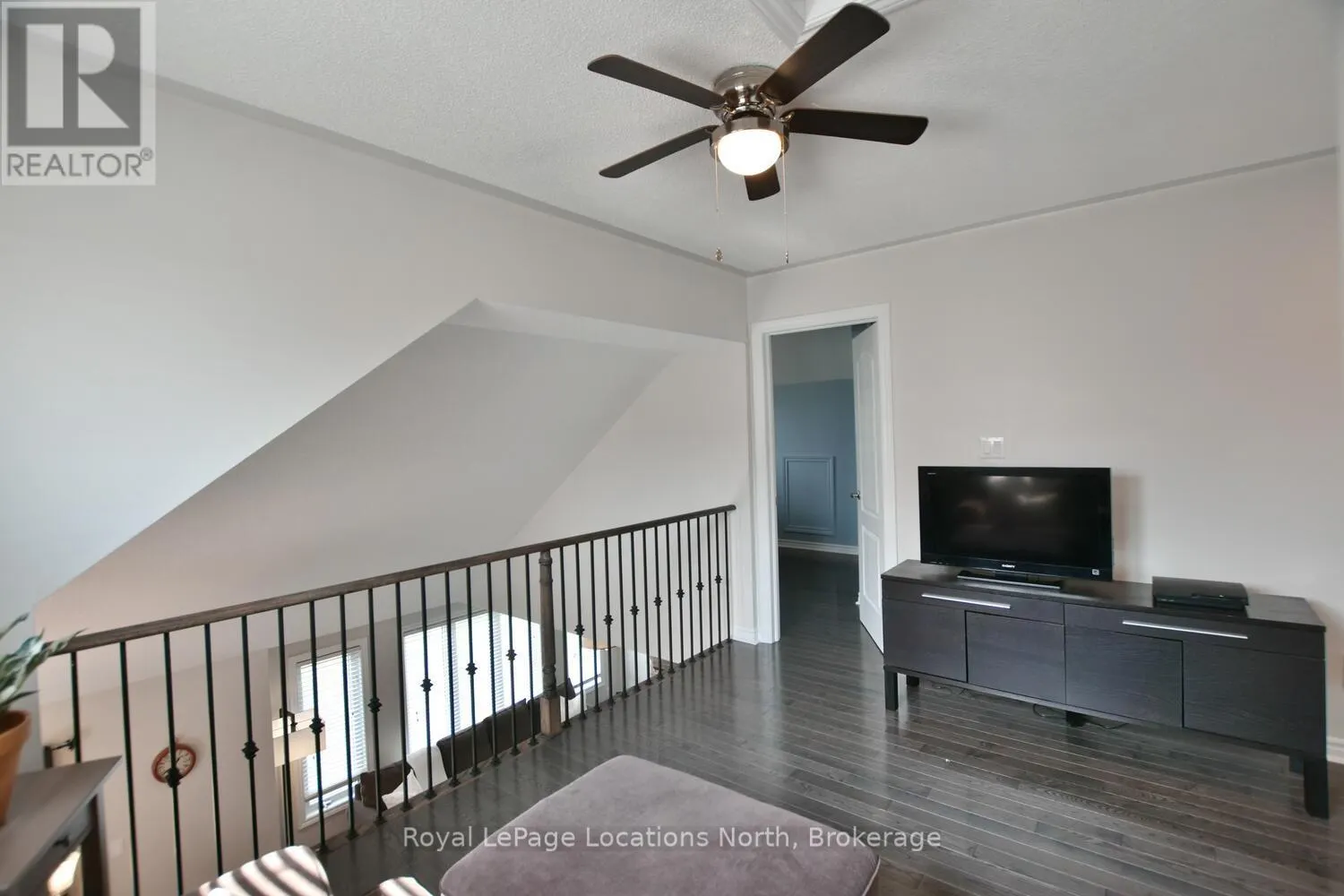 20 LEEWARD CIRCLE
