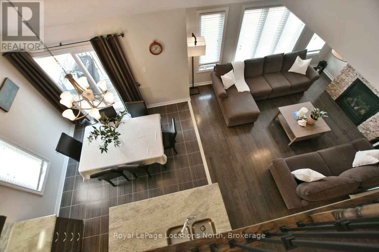 20 LEEWARD CIRCLE