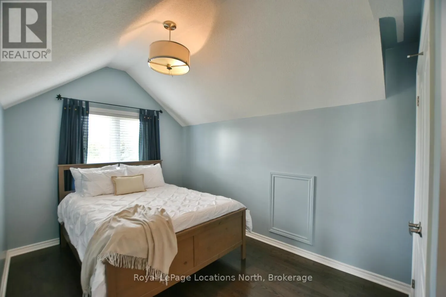20 LEEWARD CIRCLE