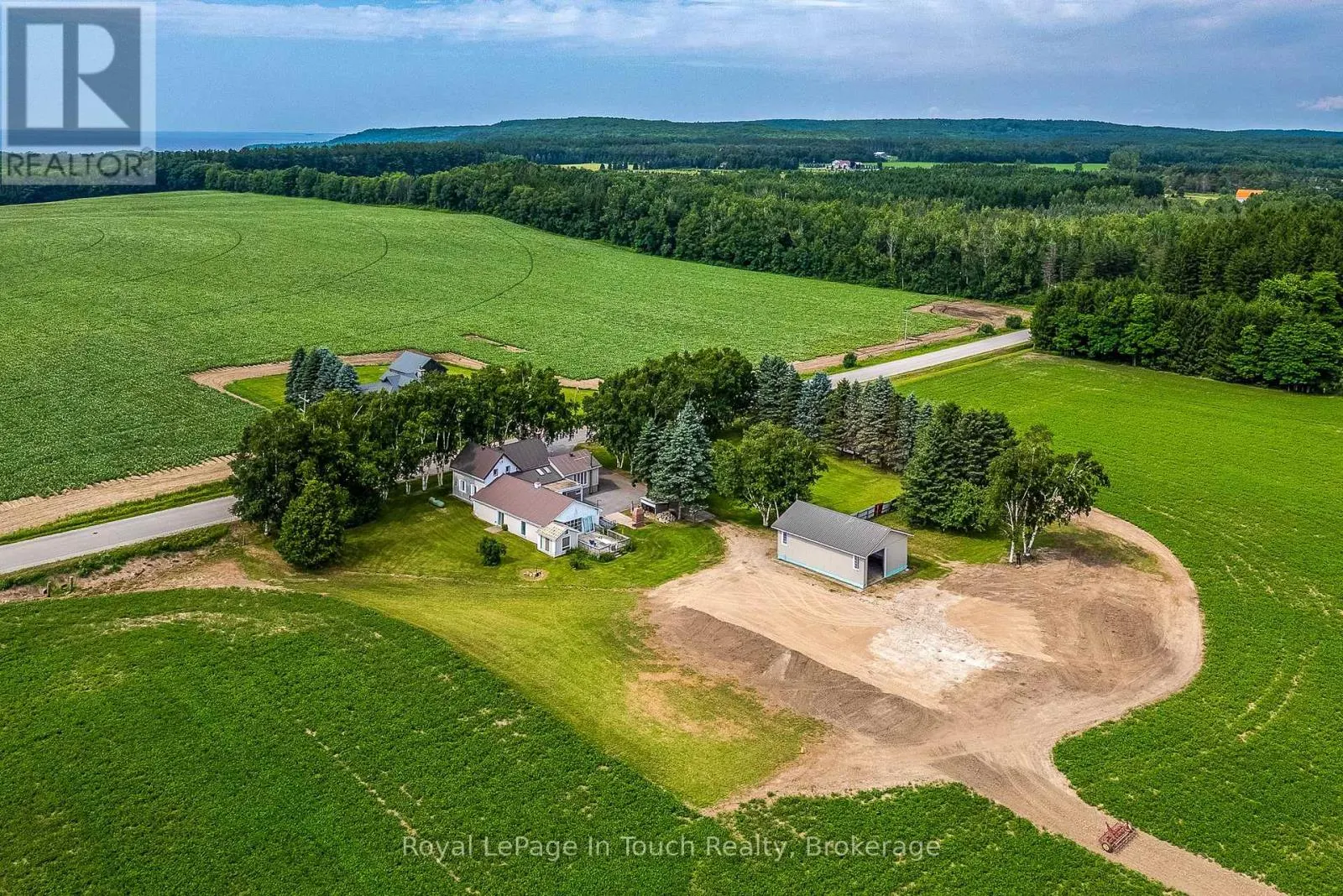 113 CONCESSION 17 ROAD W