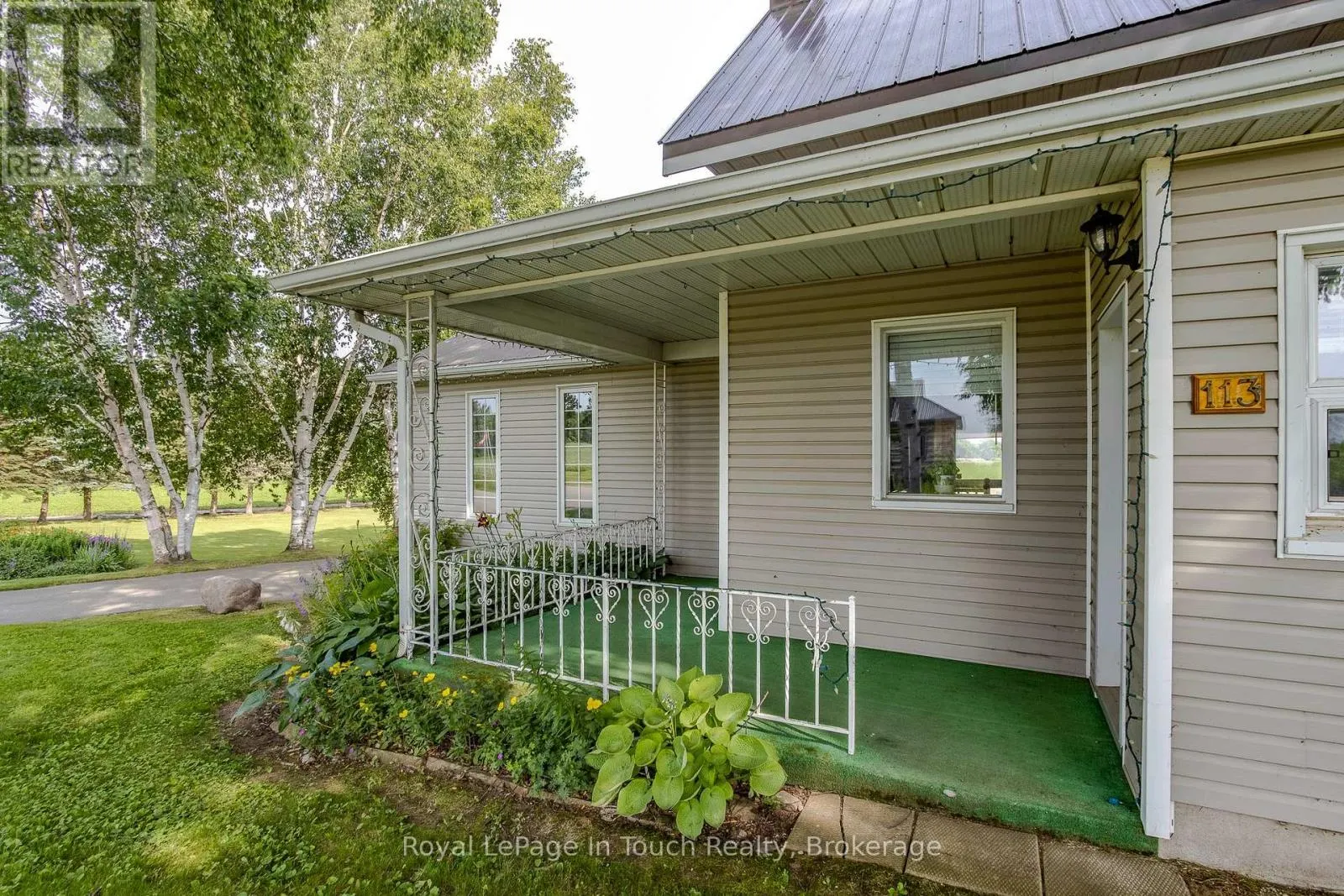 113 CONCESSION 17 ROAD W