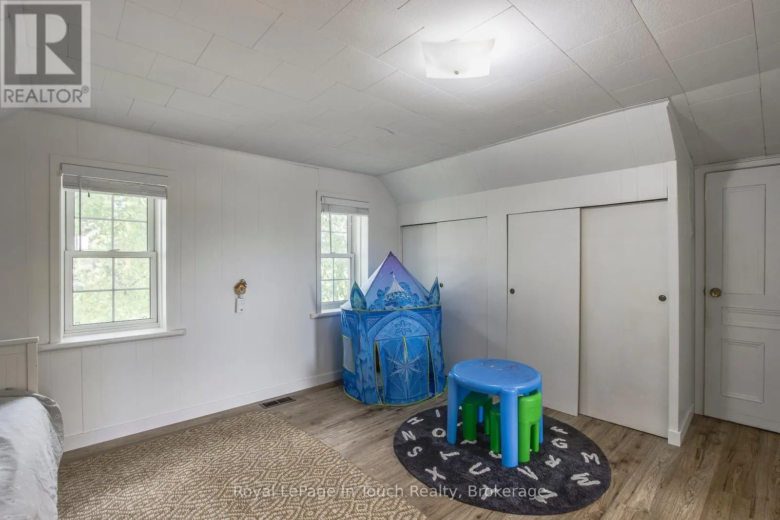 113 CONCESSION 17 ROAD W