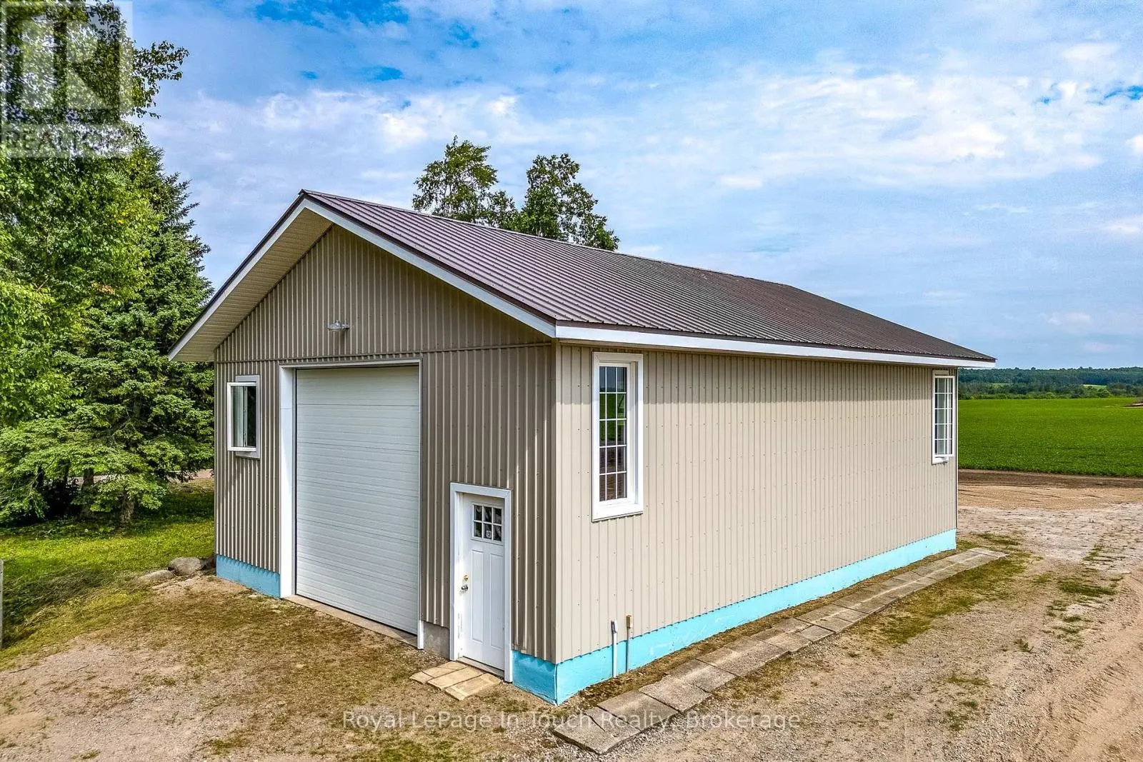113 CONCESSION 17 ROAD W