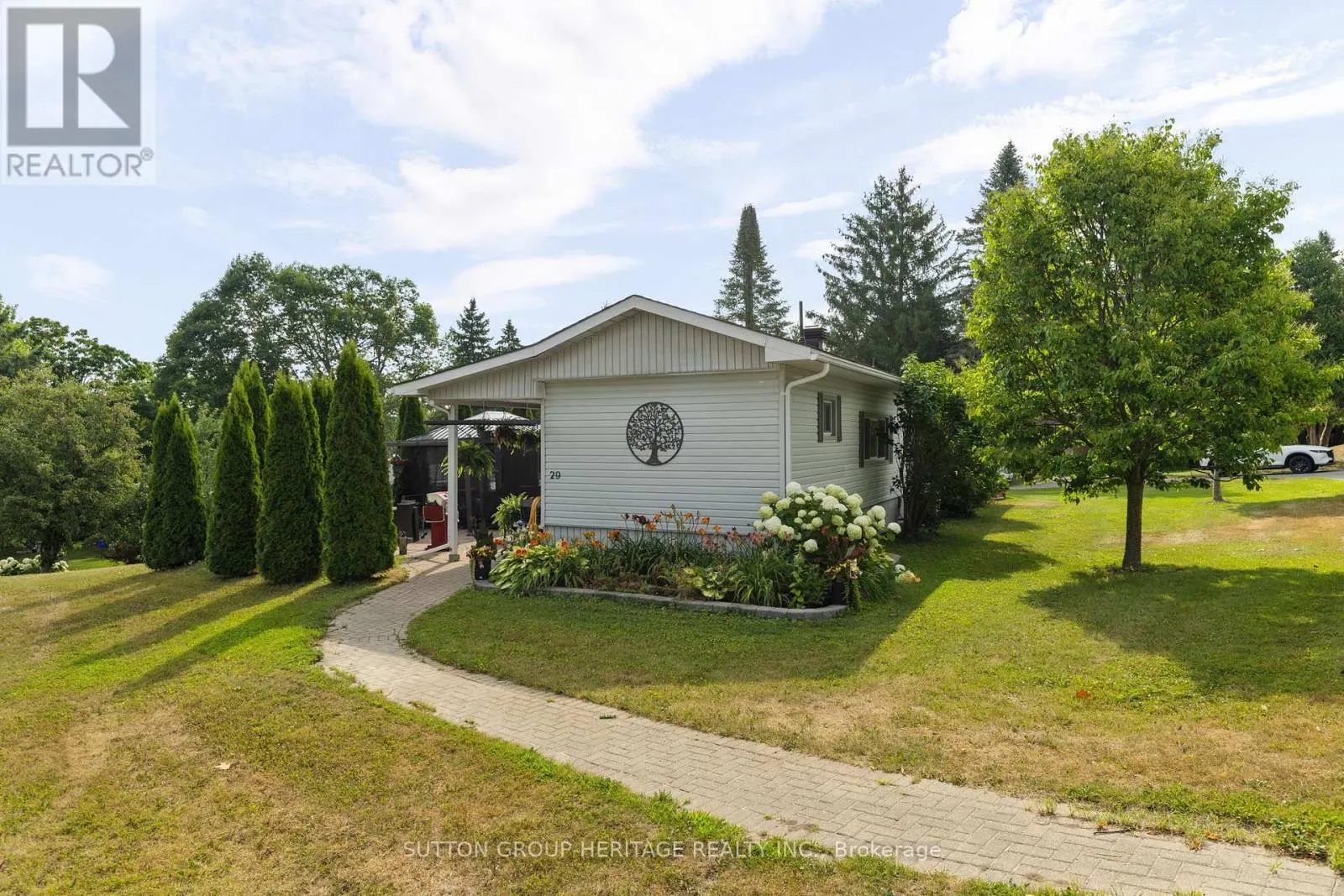 29 CAMERON DRIVE