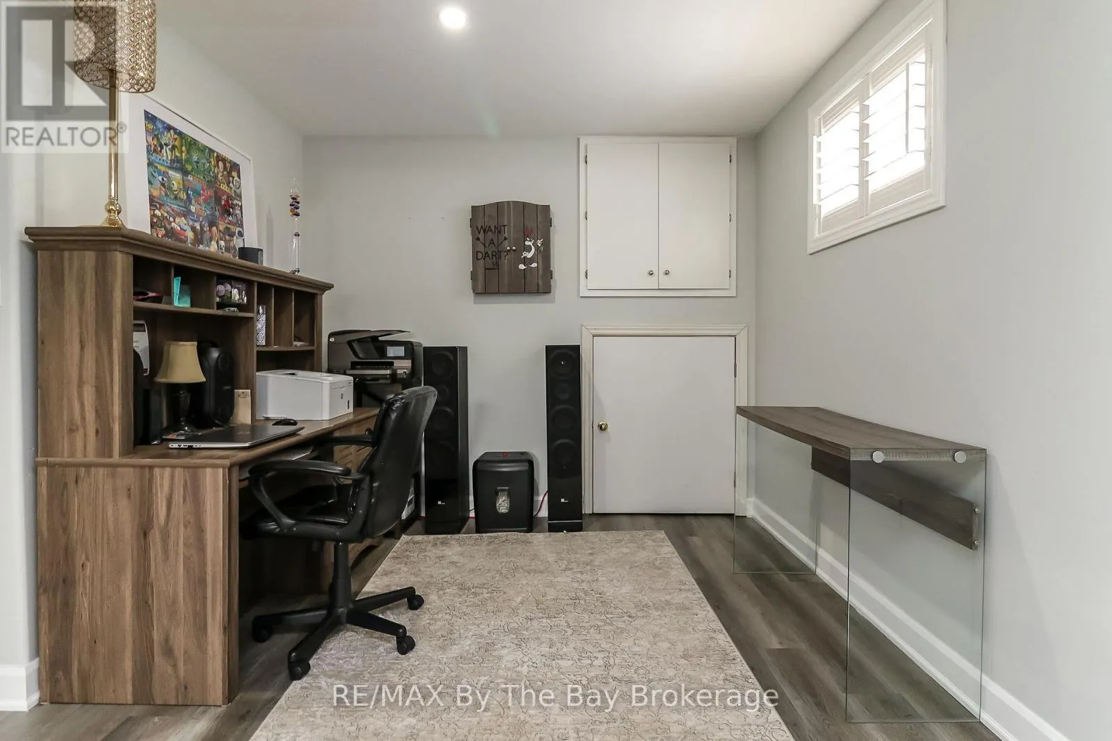 9 BROADPOINT STREET