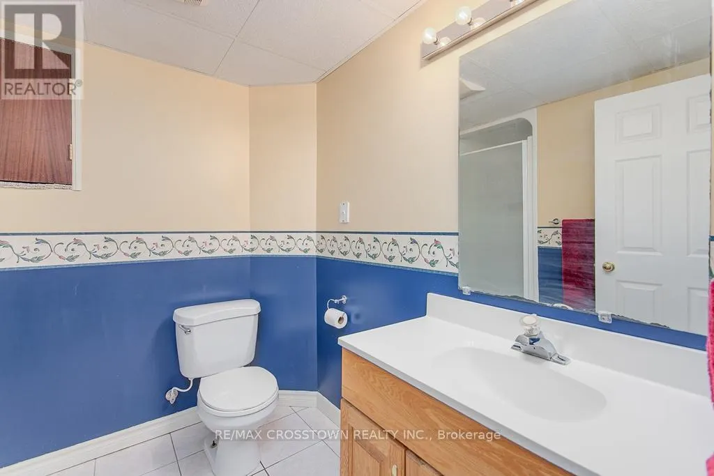 10 BIRCHMOUNT CIRCLE