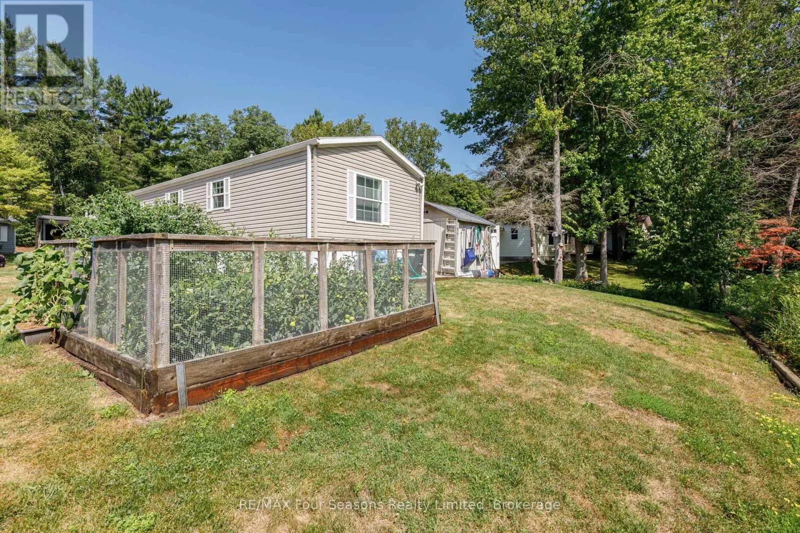 7 ALLEN DRIVE S