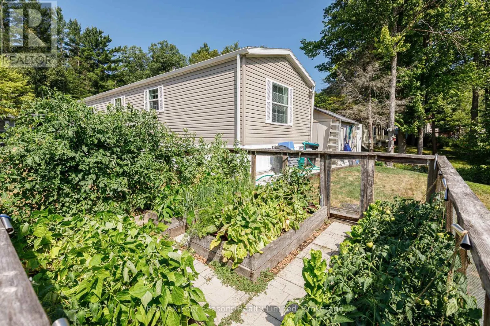 7 ALLEN DRIVE S
