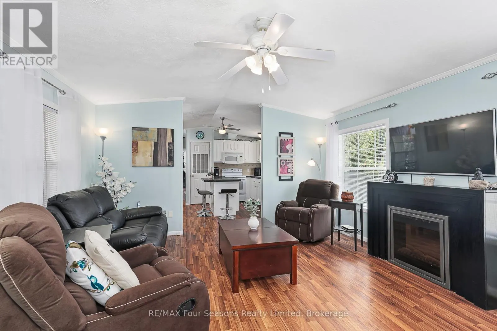 7 ALLEN DRIVE S