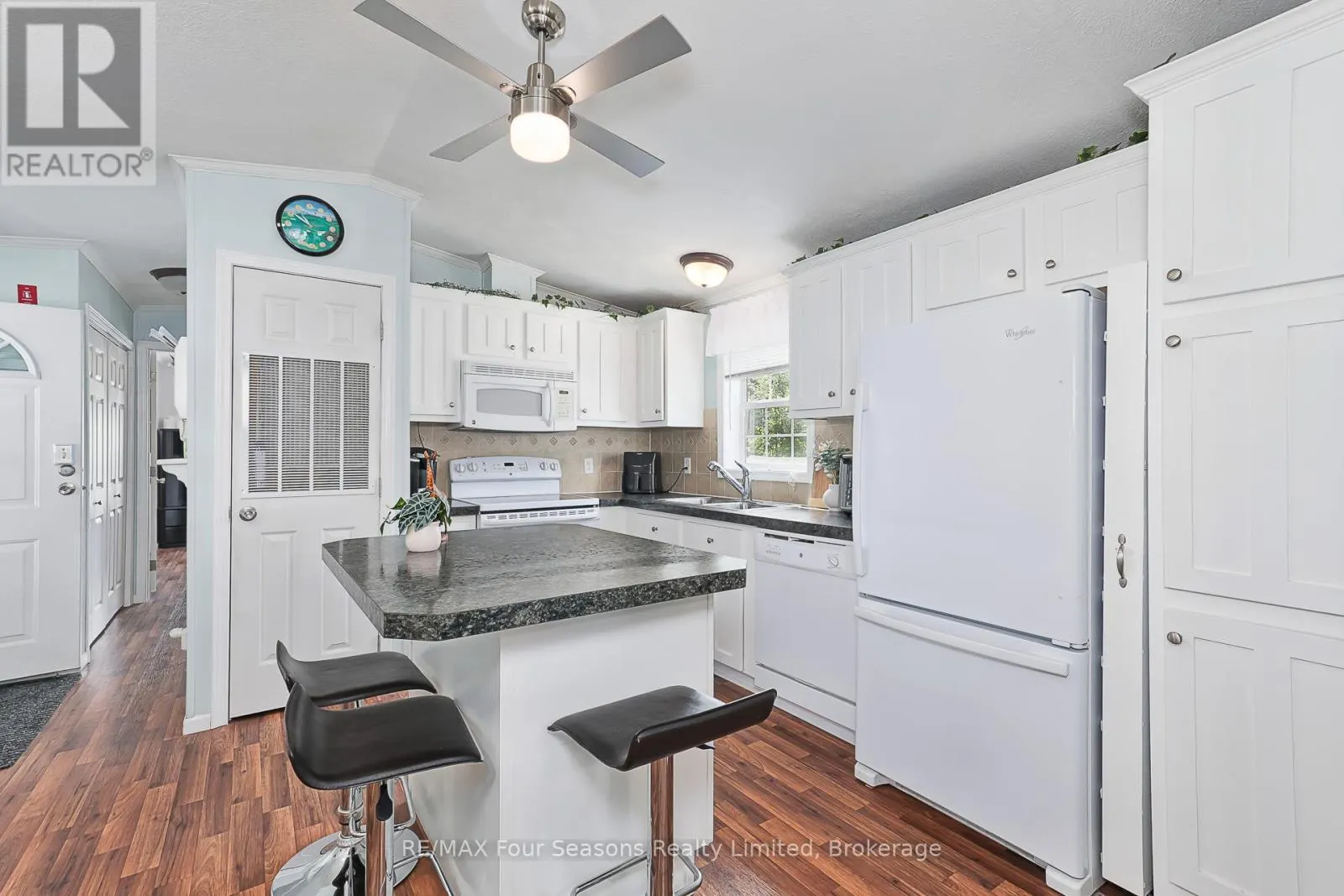 7 ALLEN DRIVE S