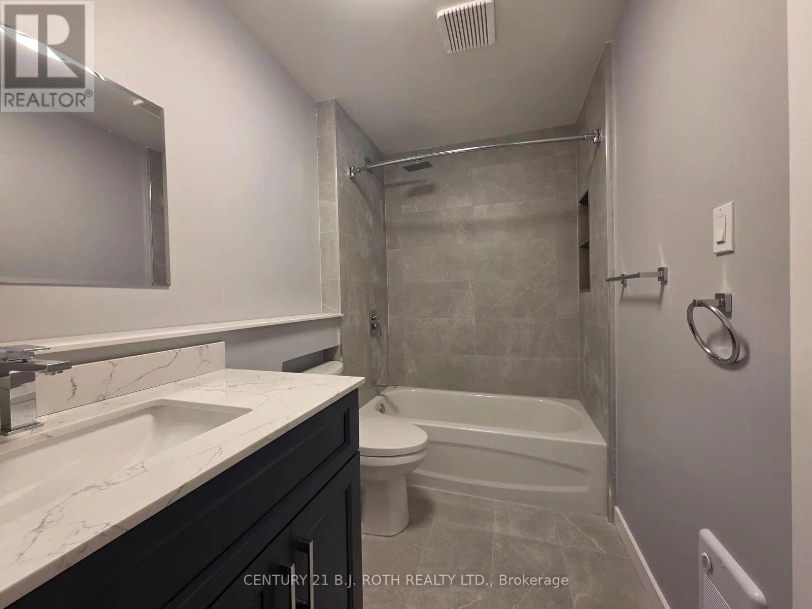 5 - 82 ALBERT STREET N