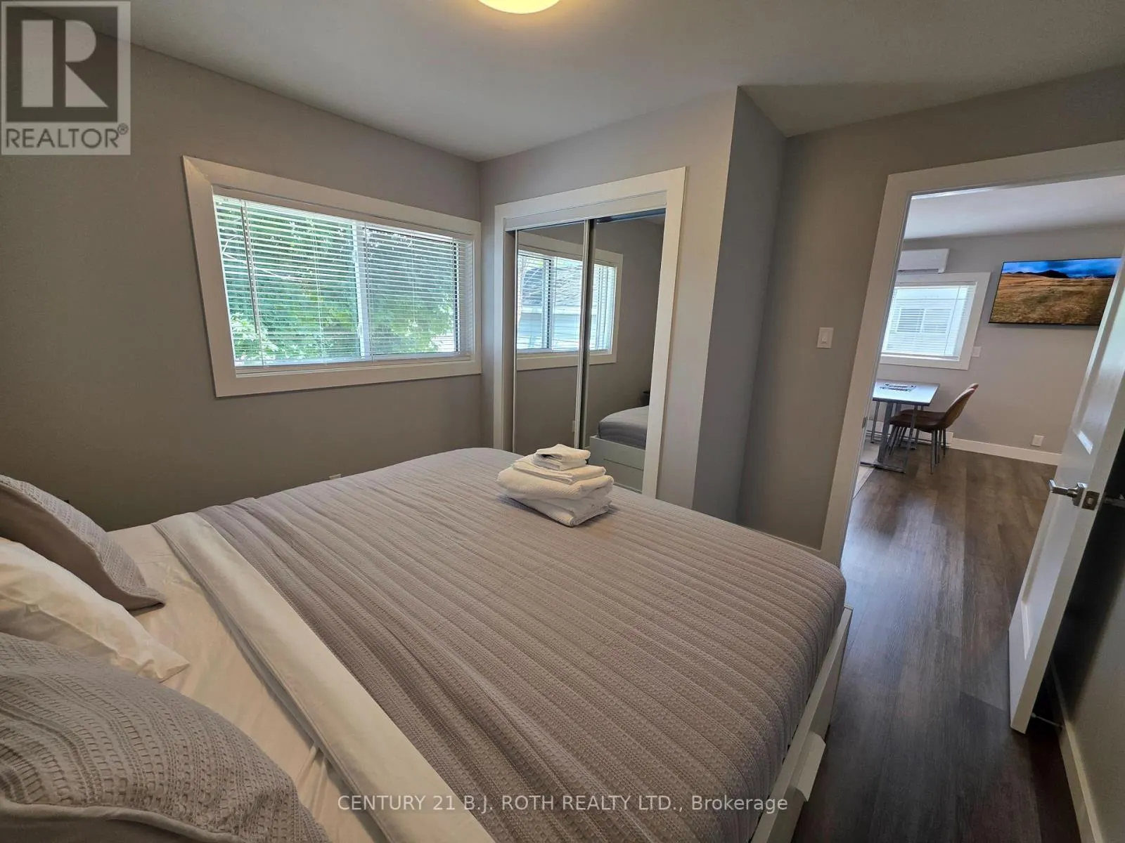 5 - 82 ALBERT STREET N
