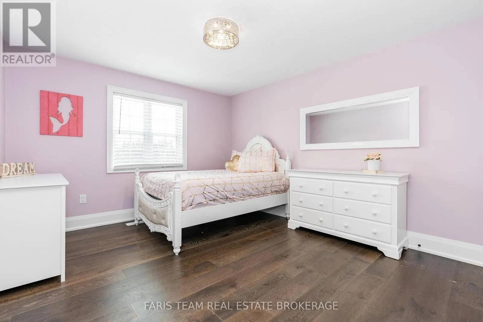 2448 STOCKDALE ROAD