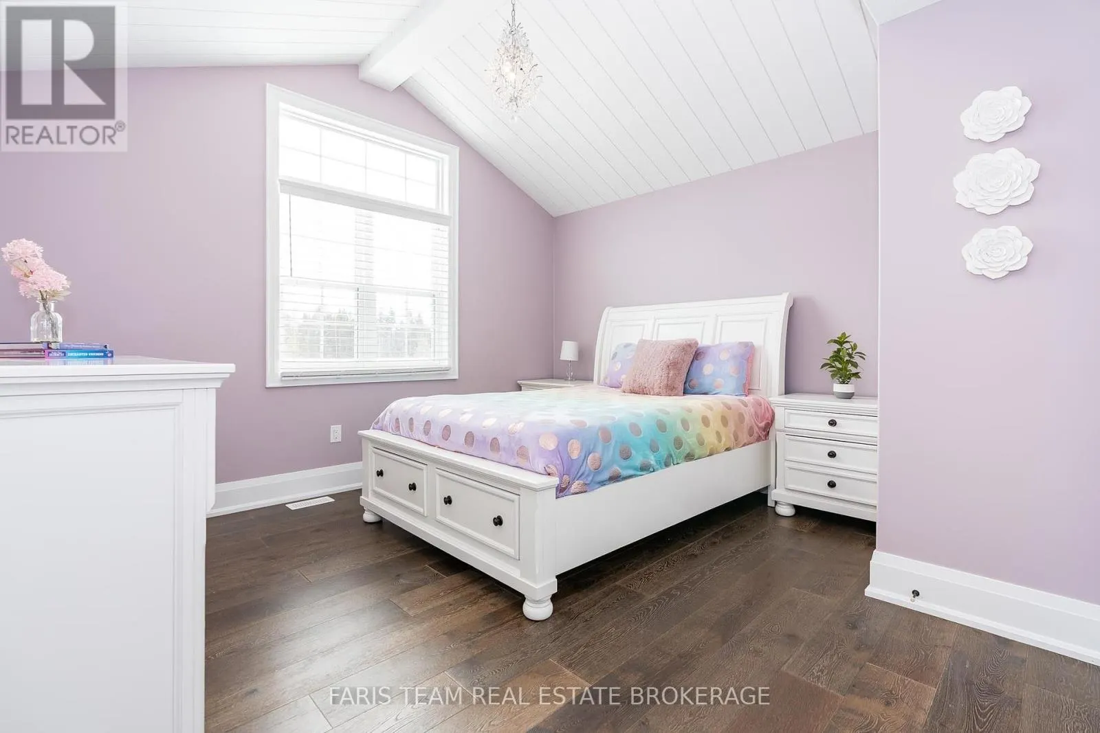 2448 STOCKDALE ROAD