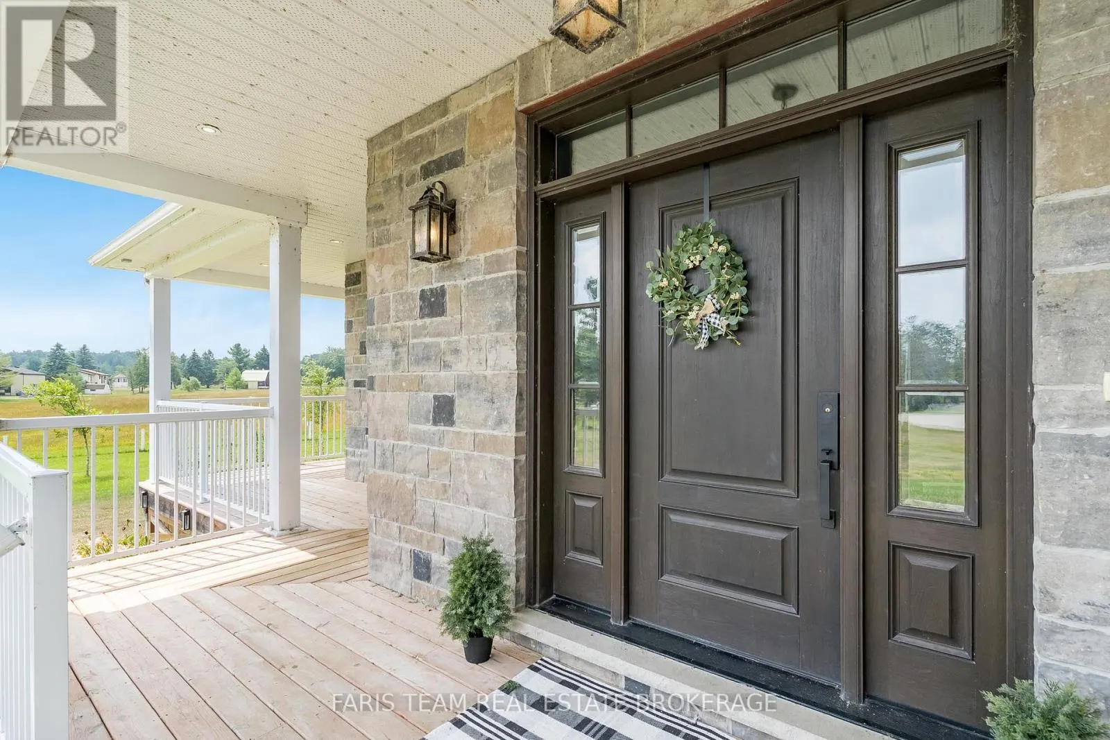 2448 STOCKDALE ROAD