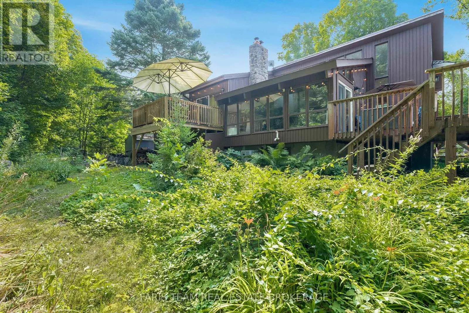 20 GLEN CEDAR DRIVE