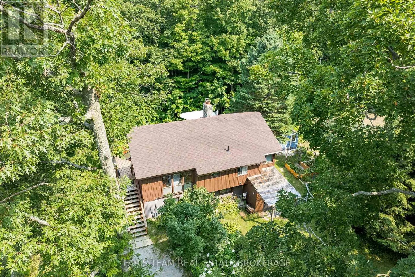 20 GLEN CEDAR DRIVE