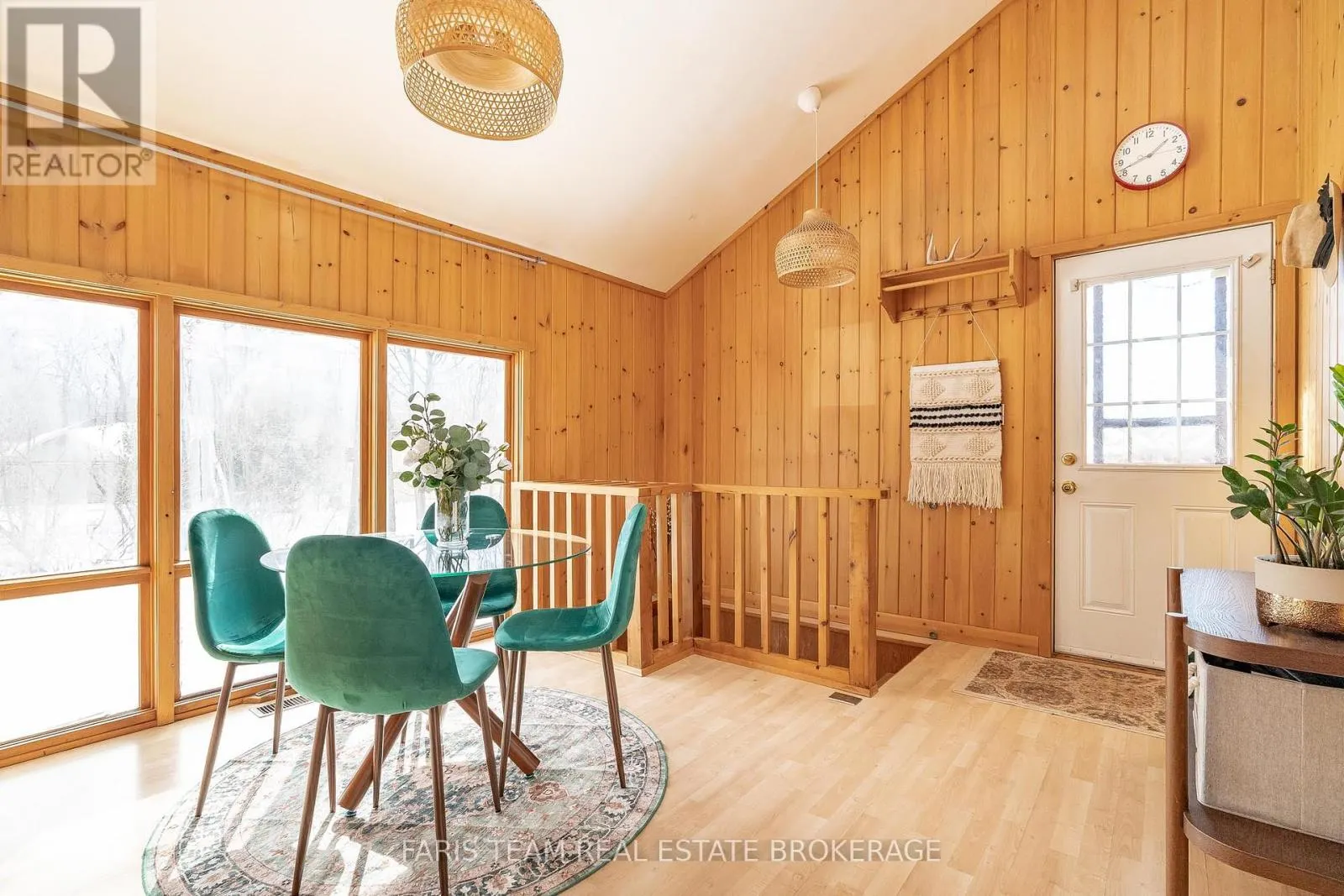 20 GLEN CEDAR DRIVE