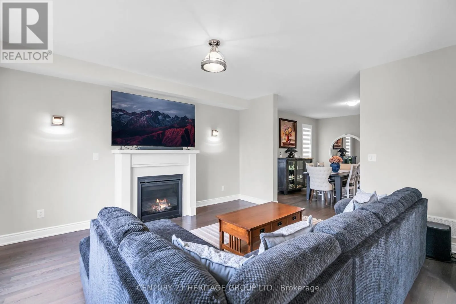 47 EMERALD STREET